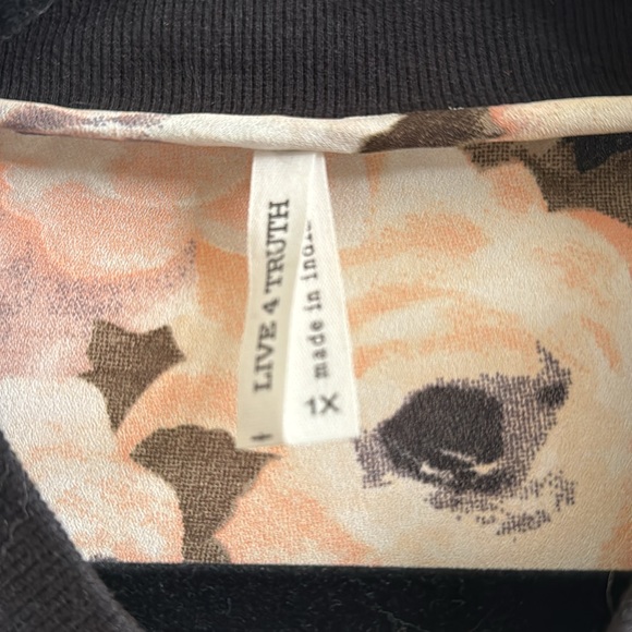 Ladies floral print zip up - Picture 2 of 7